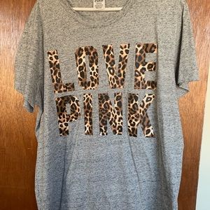 VS PINk short sleeve campus tee